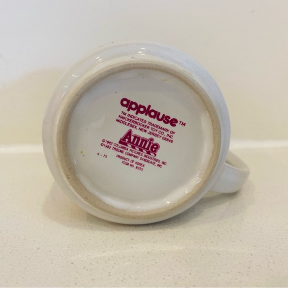 Vintage 1982 LIttle Orphan Annie Mug  "Have a Rainbow Day" - Picture 7 of 7